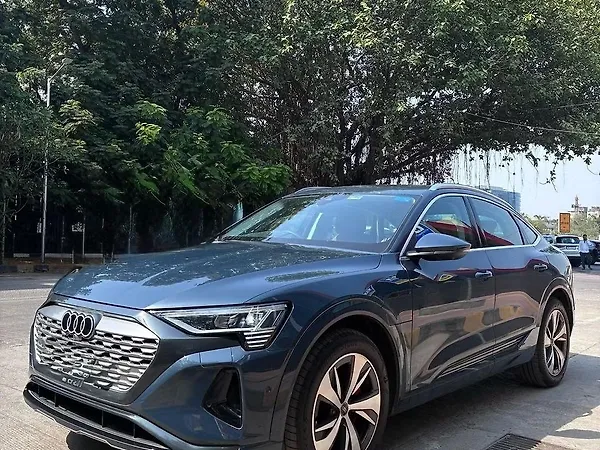 Audi e-tron 55 - Photo 3