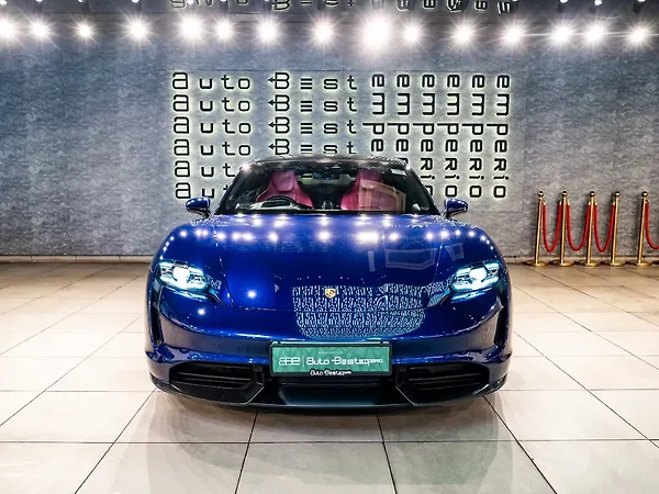 Porsche Taycan Turbo - Photo 1