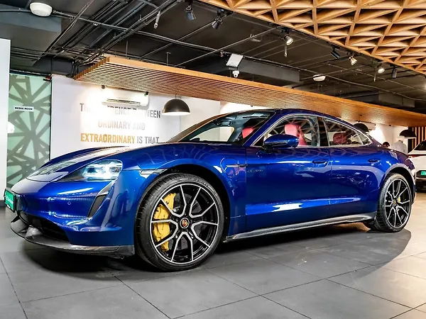 Porsche Taycan Turbo - Photo 3