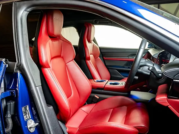 Porsche Taycan Turbo - Photo 6
