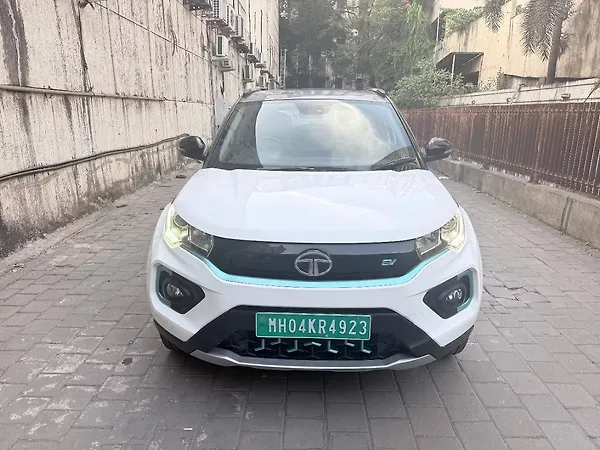 Tata Nexon EV XZ Plus LUX - Photo 2