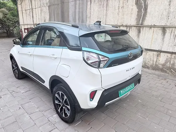 Tata Nexon EV XZ Plus LUX - Photo 6