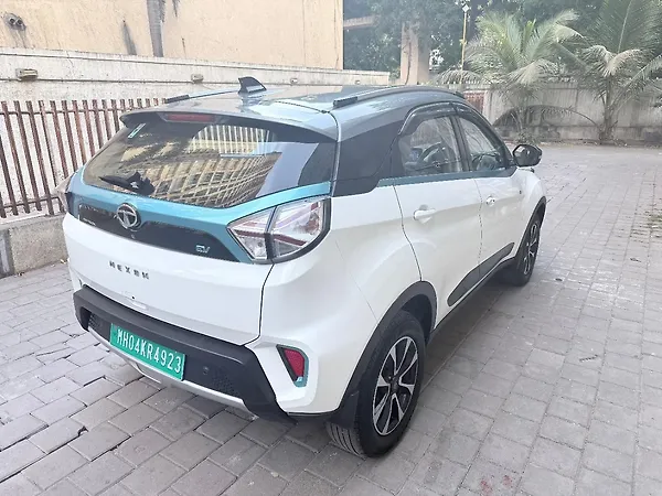 Tata Nexon EV XZ Plus LUX - Photo 7