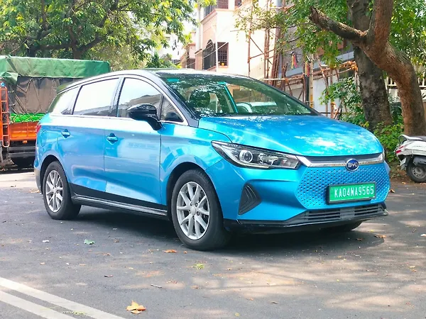 BYD e6 GL - Photo 3