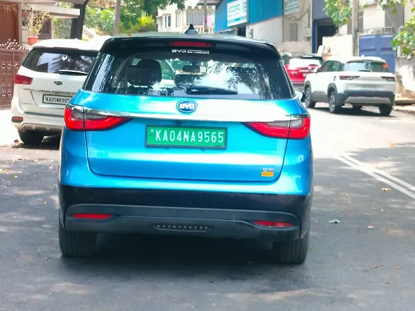 BYD e6 GL - Photo 6