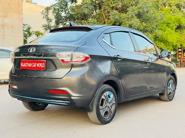 Tata Tigor EV XZ Plus 26.0 kWh - Photo 8