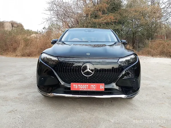 Mercedes-Benz EQS SUV 450 5 Seater - Photo 1