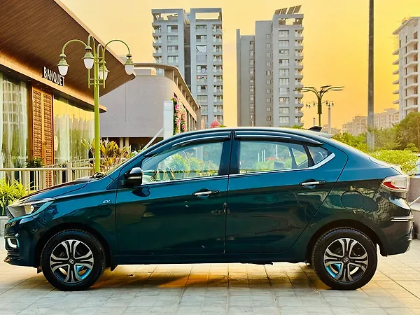 Tata Tigor EV XZ Plus Dual Tone - Photo 5