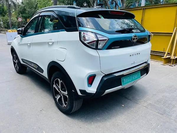 Tata Nexon EV XZ Plus LUX - Photo 7