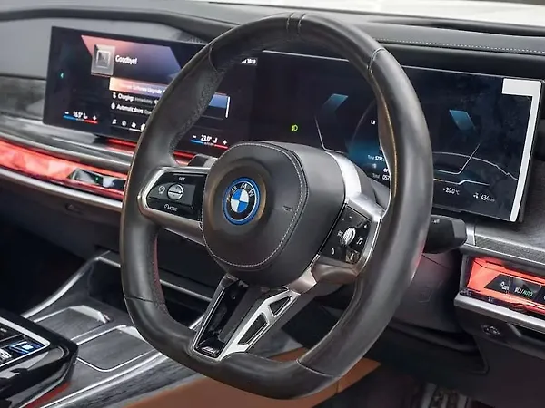 BMW i7 eDrive50 M Sport - Photo 7