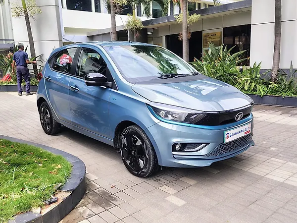 Tata Tiago EV XZ Plus Long Range [2022-2025] - Photo 7