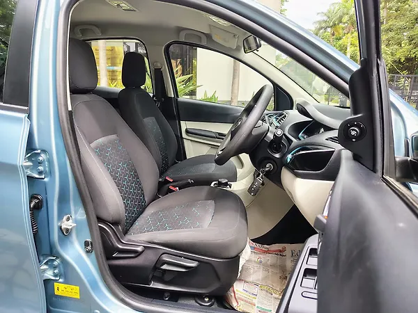 Tata Tiago EV XZ Plus Long Range [2022-2025] - Photo 8