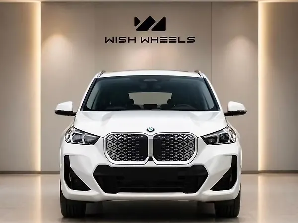 BMW iX1 eDrive20L M Sport - Photo 1