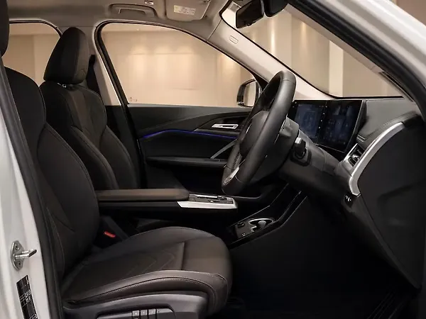 BMW iX1 eDrive20L M Sport - Photo 7