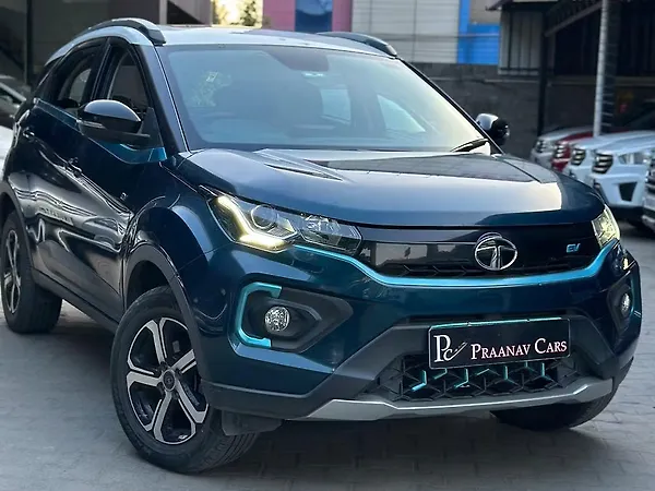 Tata Nexon EV XZ Plus LUX - Photo 2