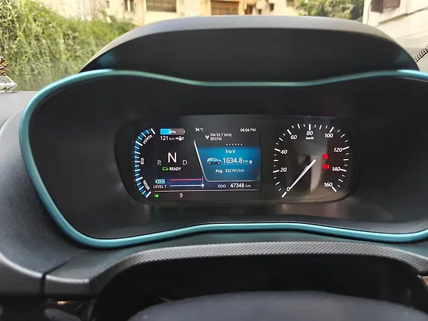 Tata Nexon EV XZ Plus - Photo 6