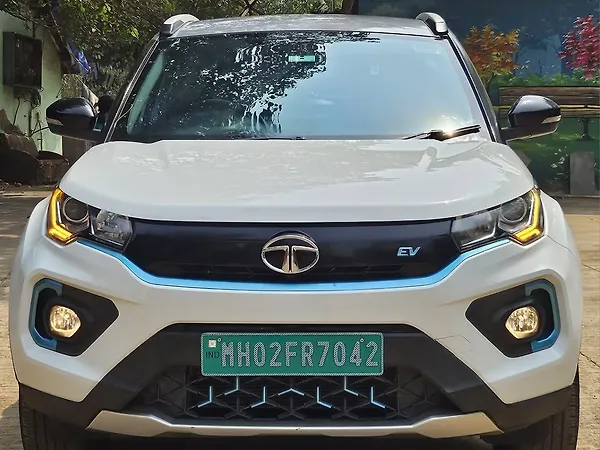 Tata Nexon EV XZ Plus - Photo 2