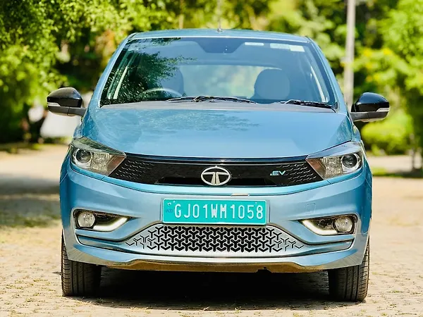 Tata Tiago EV XZ Plus Long Range [2022-2025] - Photo 1