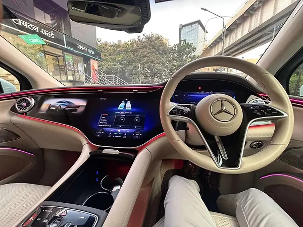 Mercedes-Benz EQS SUV 450 5 Seater - Photo 8