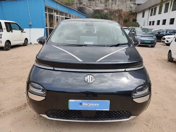 MG Windsor EV Essence 38.0 kWh - Photo 1