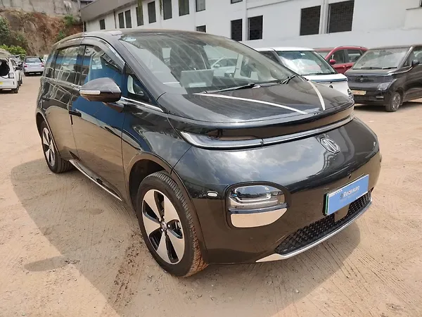 MG Windsor EV Essence 38.0 kWh - Photo 3