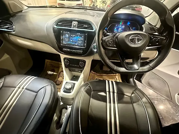 Tata Tigor EV XZ Plus 26.0 kWh - Photo 3