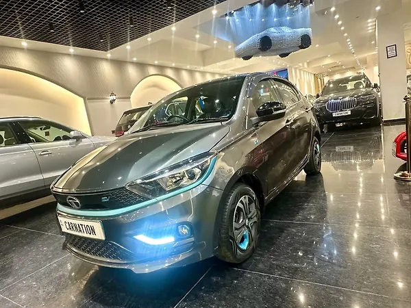 Tata Tigor EV XZ Plus 26.0 kWh - Photo 6