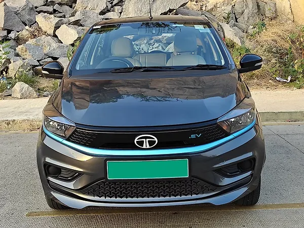 Tata Tiago EV XT Long Range [2022-2025] - Photo 2