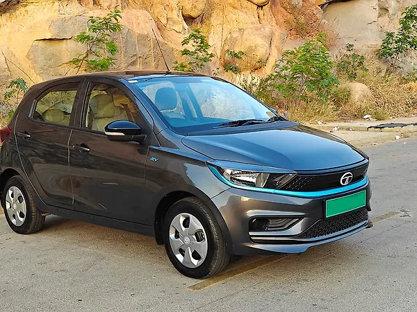 Tata Tiago EV XT Long Range [2022-2025] - Photo 4