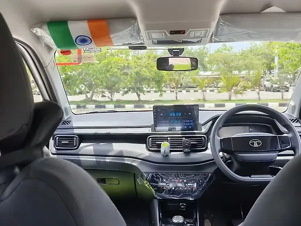 Tata Punch EV Smart Plus 3.3 - Photo 5