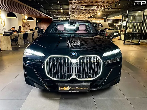 BMW i7 eDrive50 M Sport - Photo 2