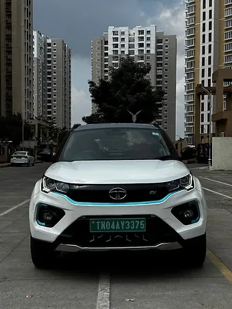 Tata Nexon EV XZ Plus - Photo 2