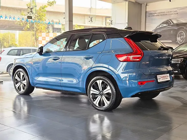 Volvo EX40 Ultimate AWD - Photo 4