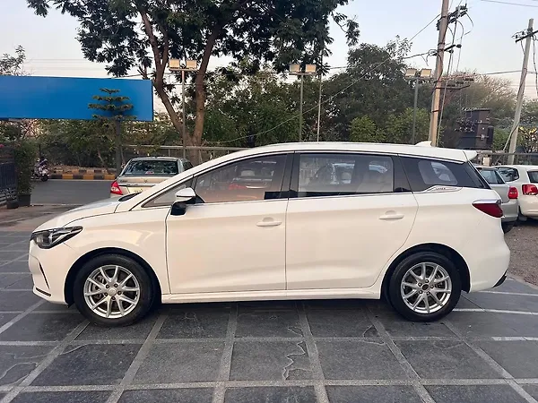 BYD e6 GL - Photo 5