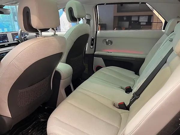 Hyundai Ioniq 5 RWD 72.6 kWh - Photo 5