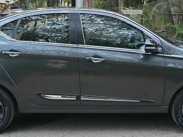 Tata Tigor EV XZ Plus Dual Tone - Photo 4