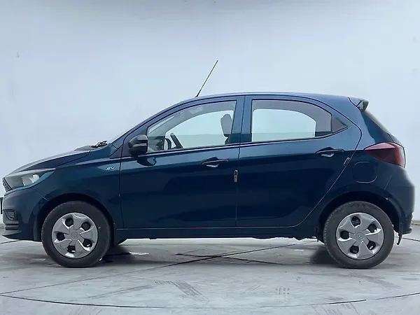 Tata Tiago EV XT Long Range [2022-2025] - Photo 3
