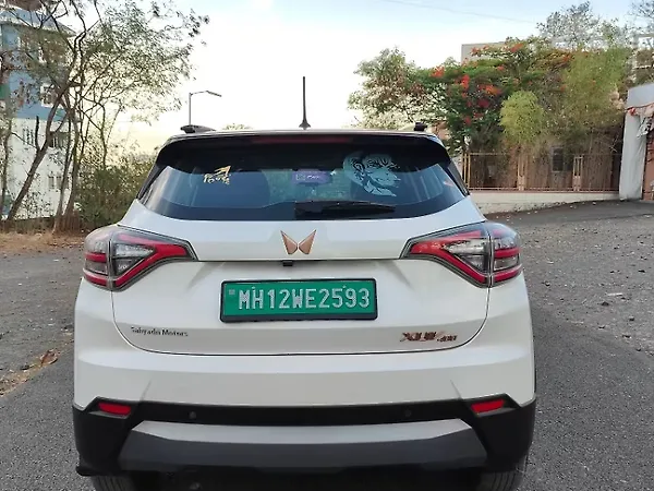 Mahindra XUV400 EL 39.4 KWH - Photo 5