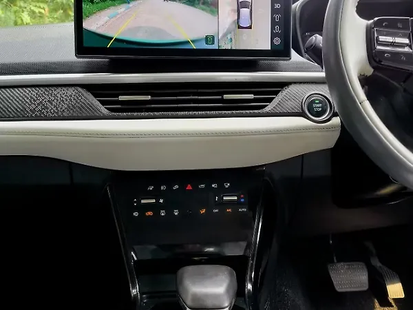 Tata Nexon EV Empowered Plus Long Range - Photo 6