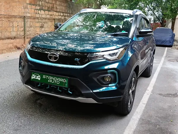 Tata Nexon EV XZ Plus - Photo 4