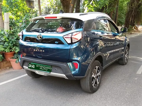 Tata Nexon EV XZ Plus - Photo 5
