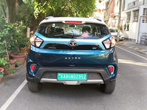 Tata Nexon EV XZ Plus - Photo 7