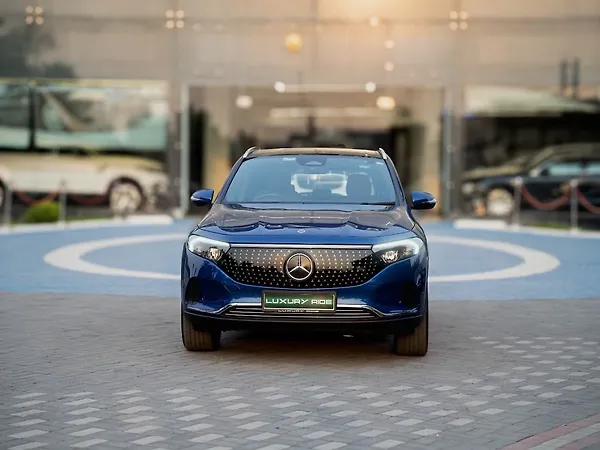 Mercedes-Benz EQA 250 Plus - Photo 1