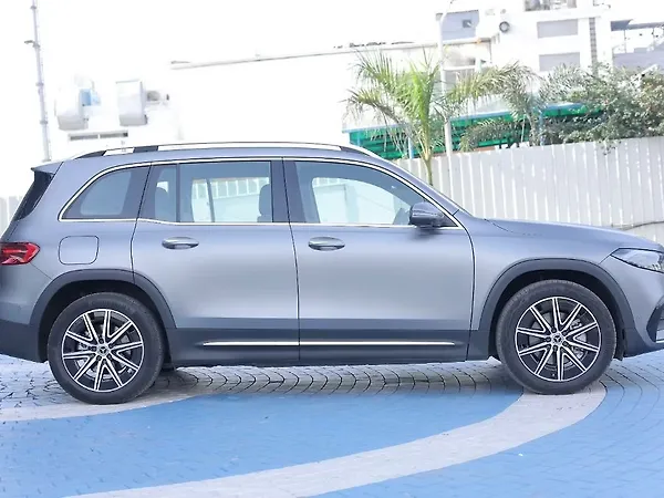 Mercedes-Benz EQB 350 4MATIC - Photo 3