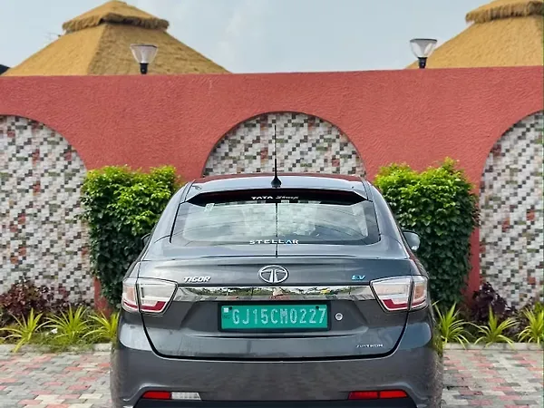 Tata Tigor EV XZ Plus Dual Tone - Photo 3