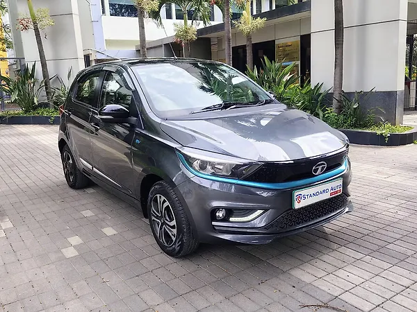 Tata Tiago EV XZ Plus Long Range [2022-2025] - Photo 4
