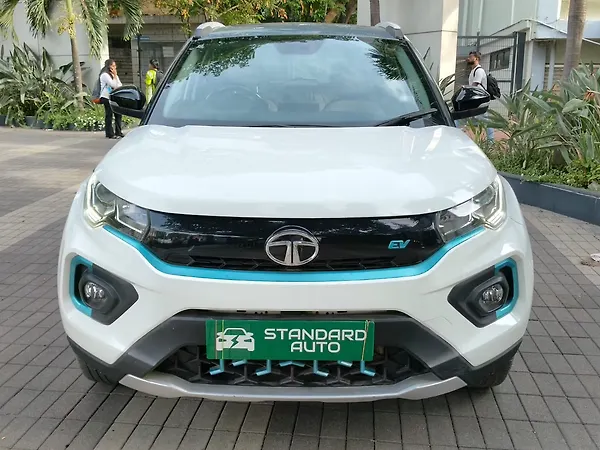 Tata Nexon EV XZ Plus LUX - Photo 1