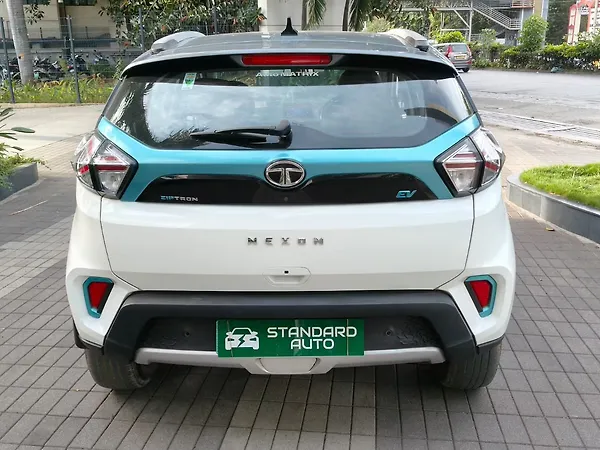 Tata Nexon EV XZ Plus LUX - Photo 7