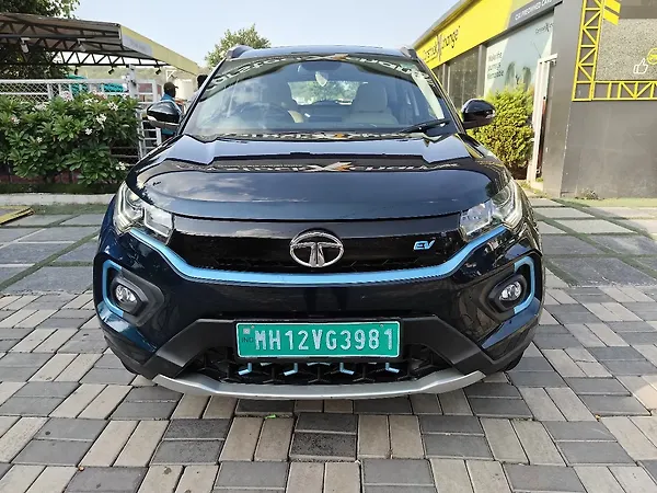 Tata Nexon EV XZ Plus Lux 7.2 KW Fast Charger [2022-2023] - Photo 1
