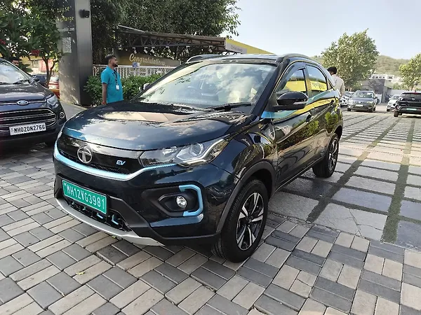 Tata Nexon EV XZ Plus Lux 7.2 KW Fast Charger [2022-2023] - Photo 5
